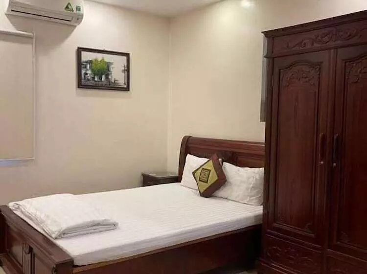 Phuc Quy Hotel By Bay Luxury