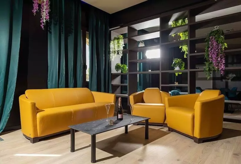 Hotelli Tenuta Lunoa