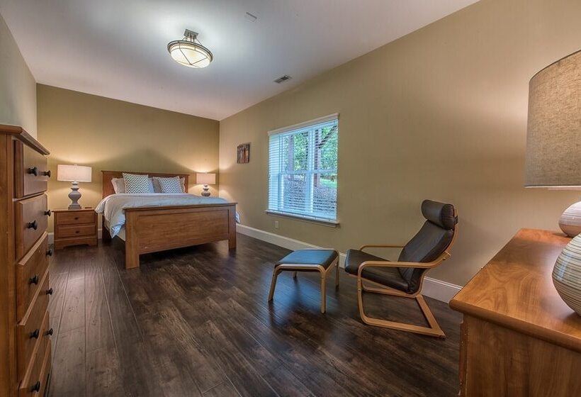 Lakeside Landing By Avantstay Private Dock