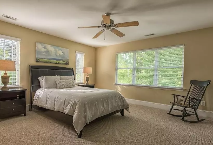 Lakeside Landing By Avantstay Private Dock