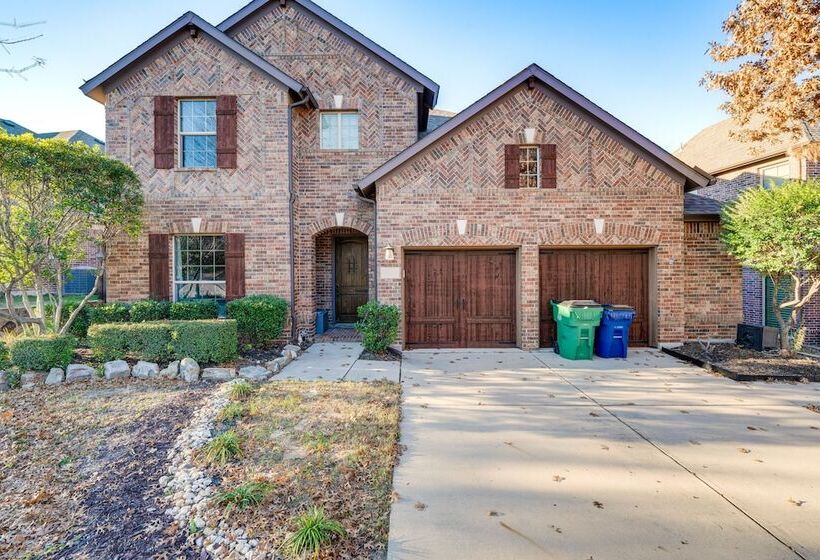 Sorrellwood  Mckinney Home W/ Pool: 4 Mi To Dtwn!