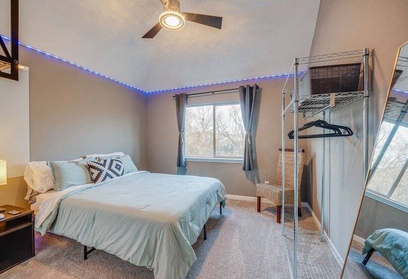 Sorrellwood  Mckinney Home W/ Pool: 4 Mi To Dtwn!