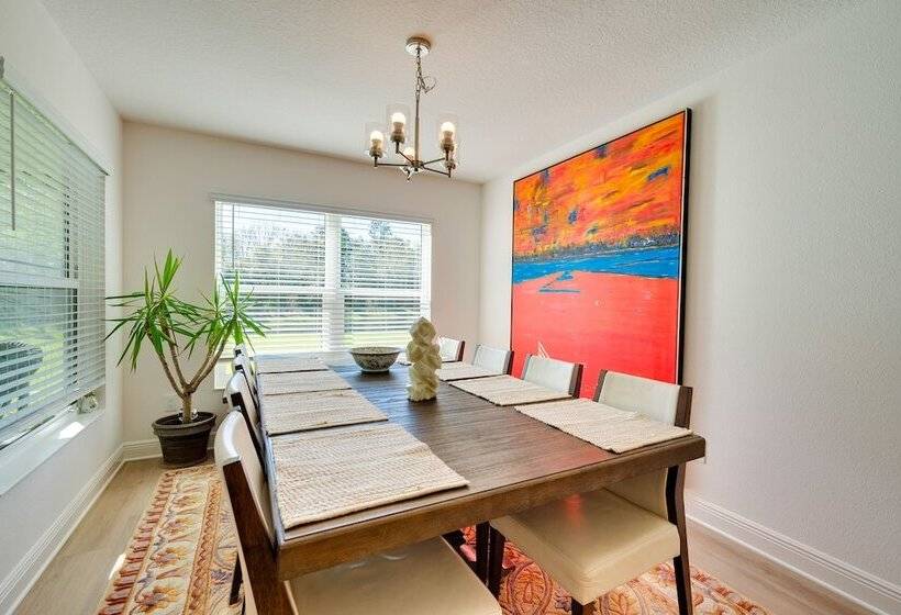 Modern The Villages Home W/ Screened Porch!