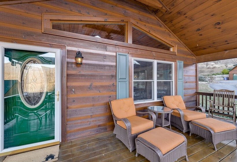 Mountain View Cabin In Maggie Valley W/ Foosball!