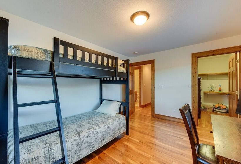 Mountain View Cabin In Maggie Valley W/ Foosball!