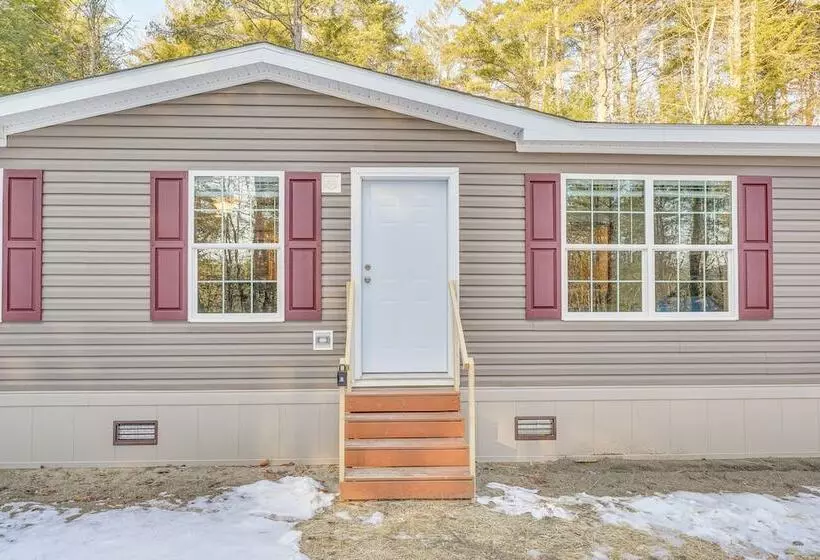 < 1 Mi To Beach: Peaceful Brant Lake Home!