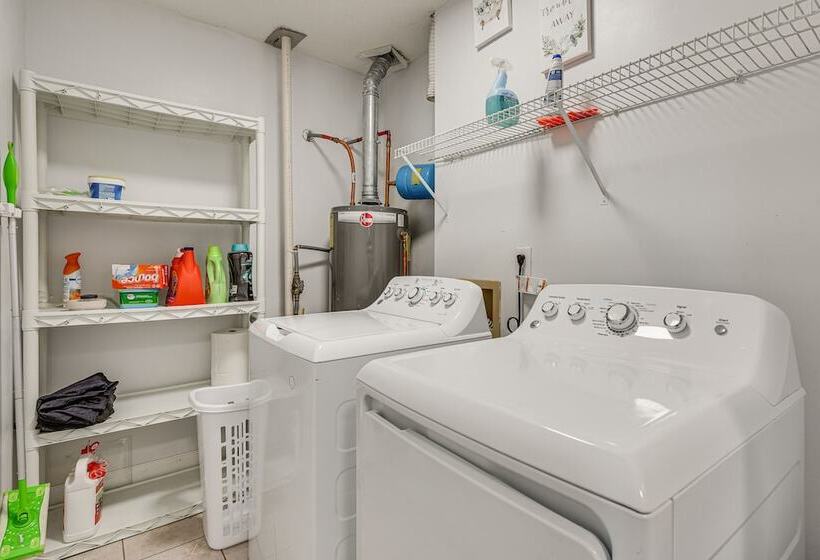 Pet Friendly Charlotte Home W/ Fenced Yard & Patio