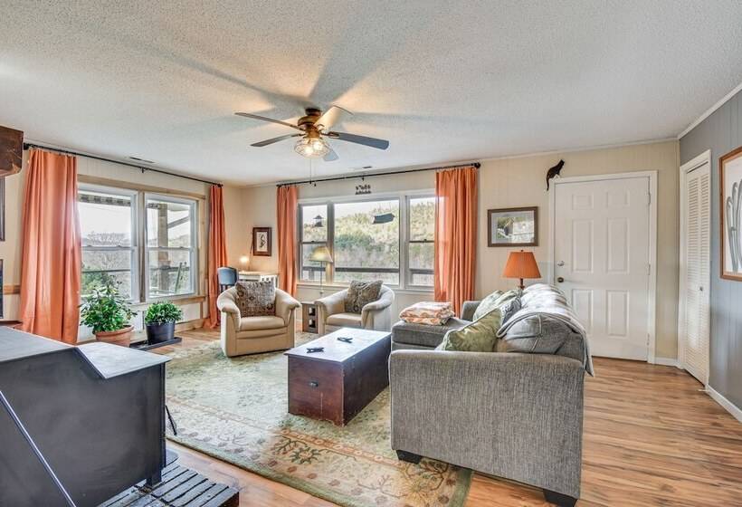 Pet Friendly Otto Home   Fire Pit & Mountain Views