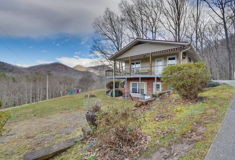 Pet Friendly Otto Home   Fire Pit & Mountain Views