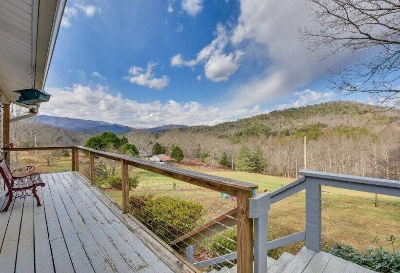 Pet Friendly Otto Home   Fire Pit & Mountain Views