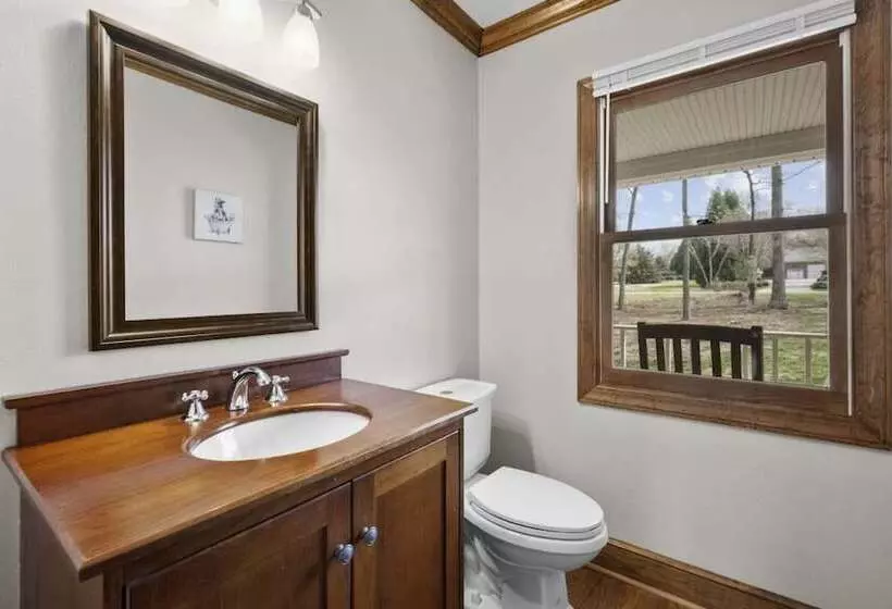 Porch Paradise By Avantstay New Pool, Firepit