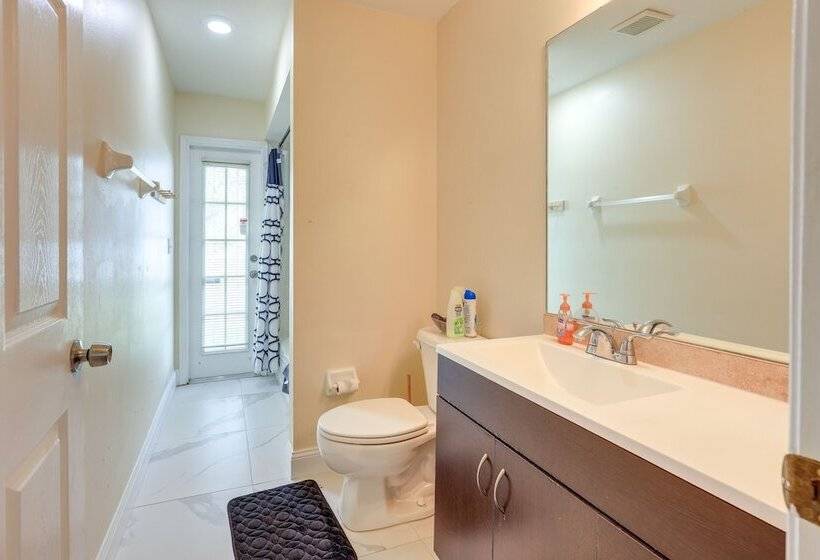 Port St Lucie Home ~ 15 Mi To Jensen Beach Park!