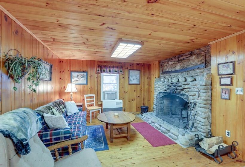Dog Friendly Burnsville Cabin Rental Near Hiking!