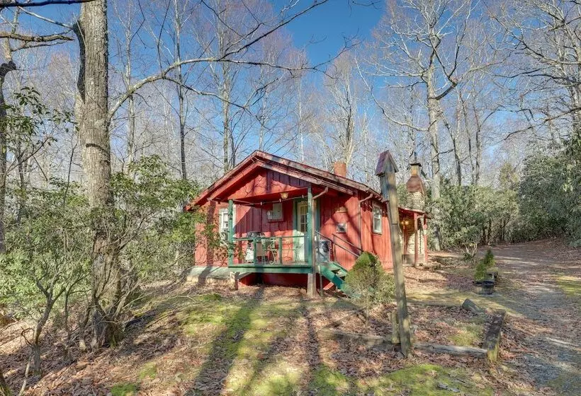 Dog Friendly Burnsville Cabin Rental Near Hiking!