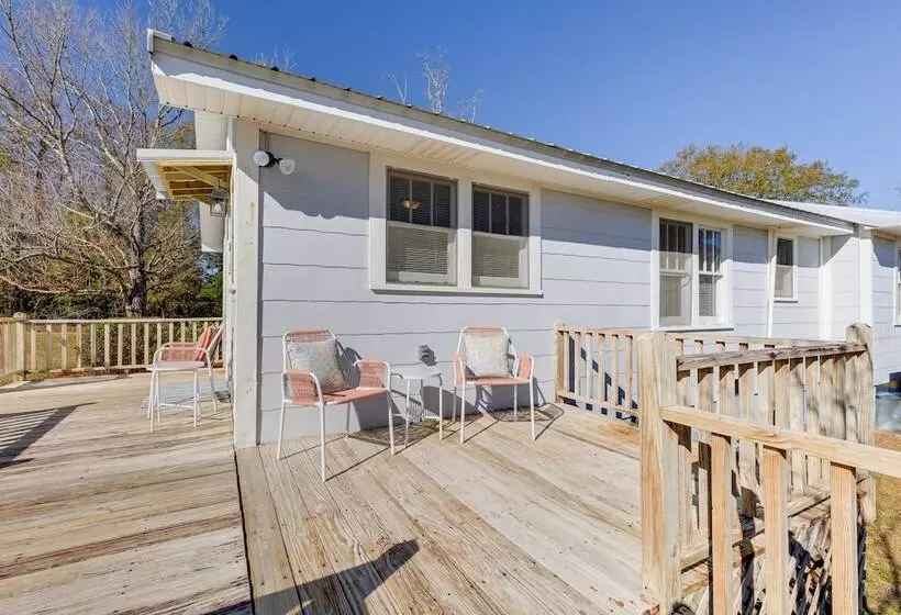 Quiet Grove Hill Cottage W/ Wraparound Deck!