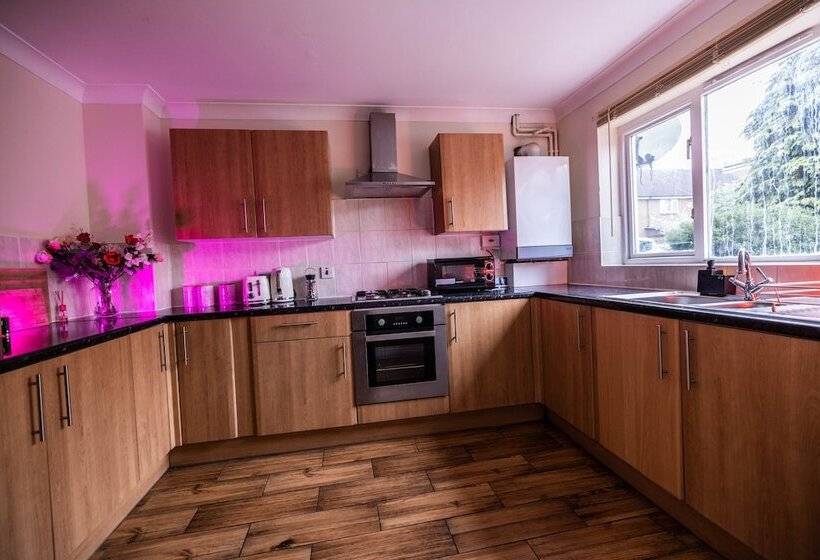 住所 3kingbr&sofabed Garden Aircon Bbq Parking