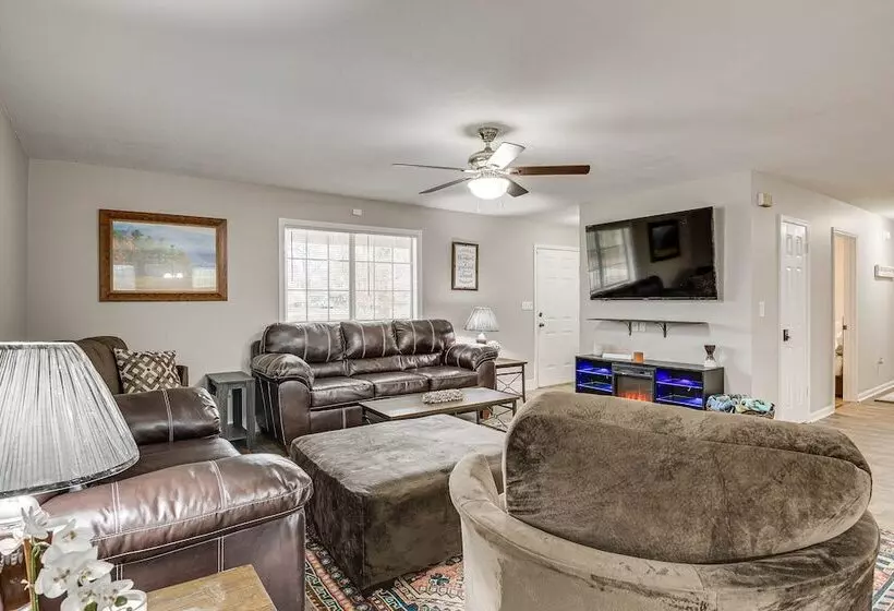 Secluded Hazel Green Home W/ Yard!