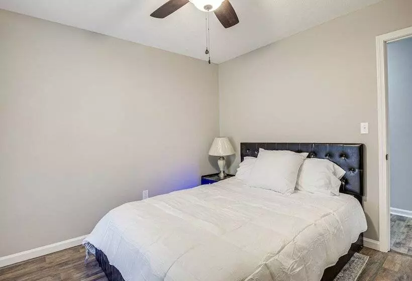 Secluded Hazel Green Home W/ Yard!