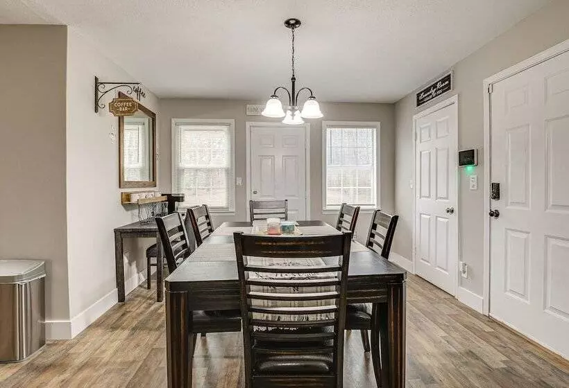 Secluded Hazel Green Home W/ Yard!