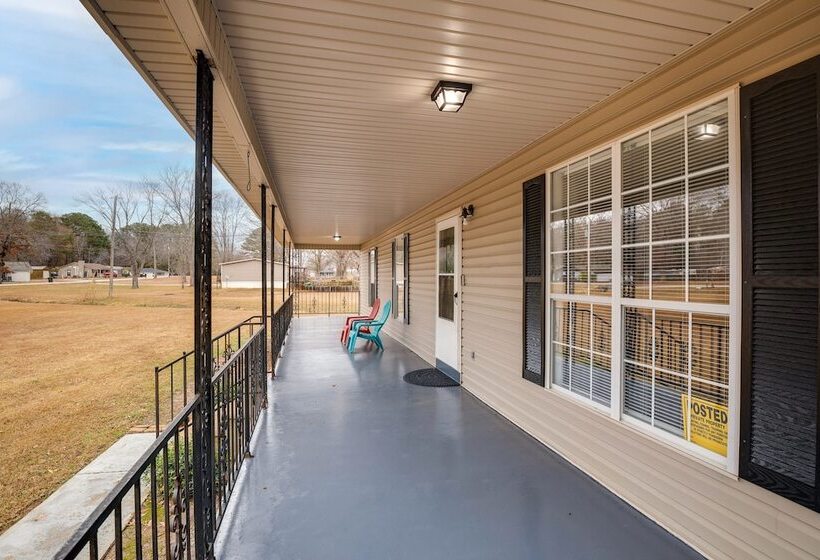 Secluded Hazel Green Home W/ Yard!