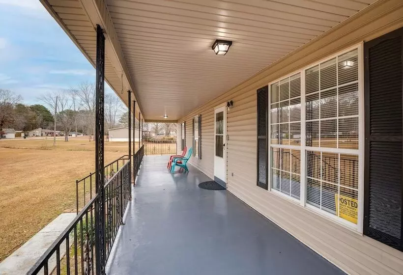 Secluded Hazel Green Home W/ Yard!