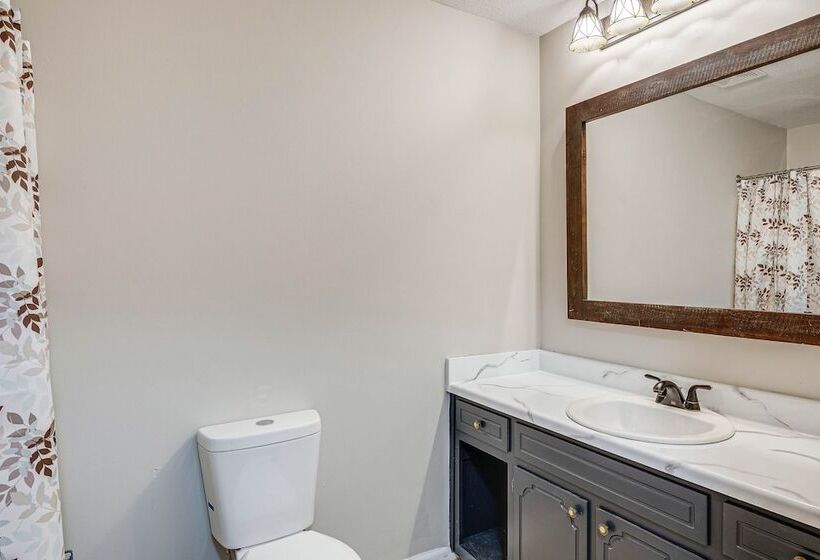 Secluded Hazel Green Home W/ Yard!