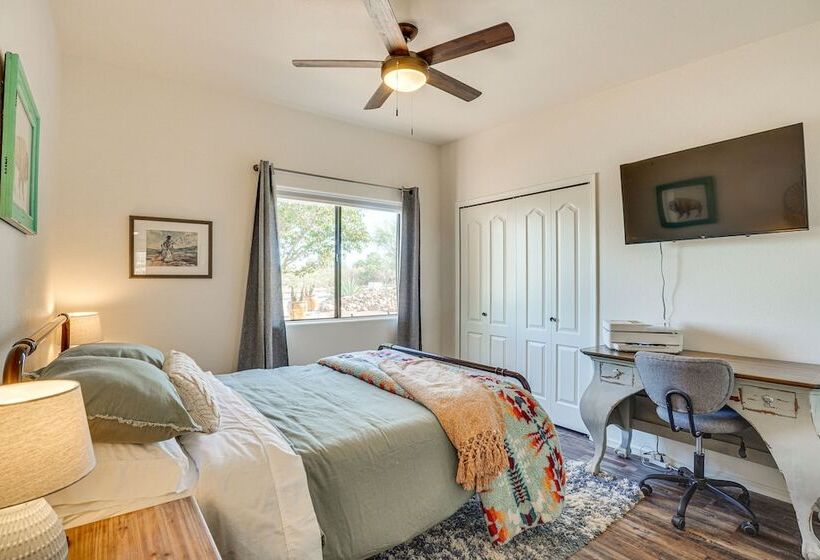 Sierra Vista Home W/ Private Pool & Game Room