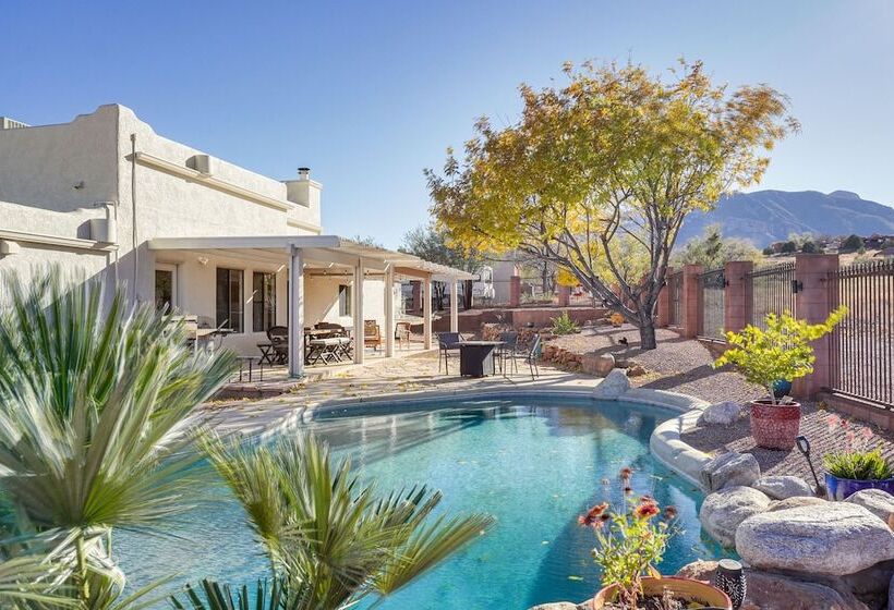 Sierra Vista Home W/ Private Pool & Game Room