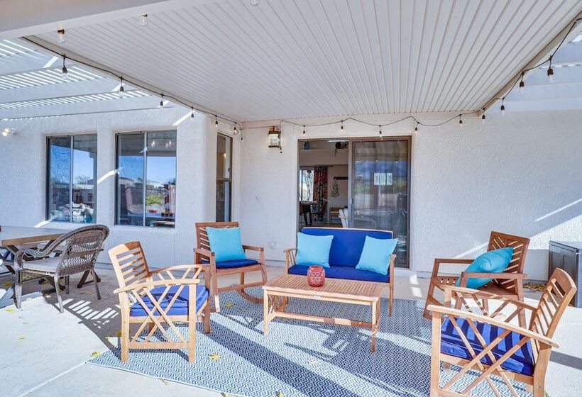 Sierra Vista Home W/ Private Pool & Game Room