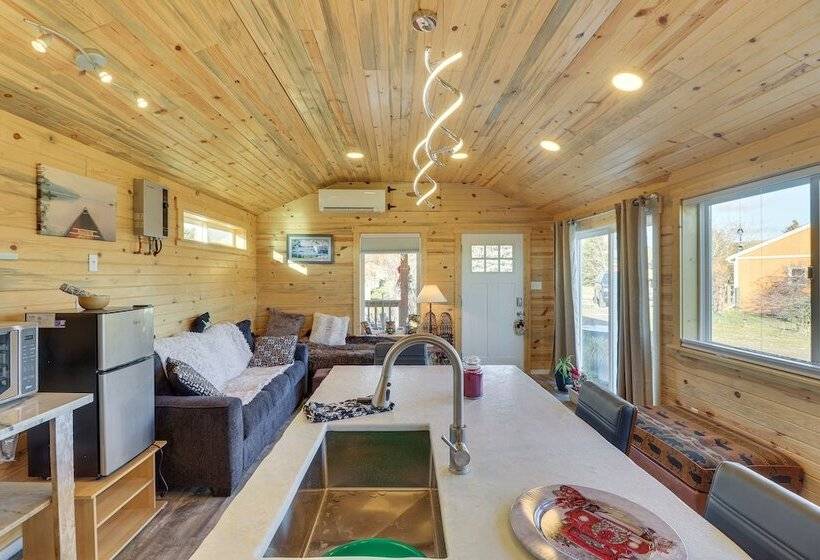 Skydance Cabin In Polson, 5 Mi To Flathead Lake!