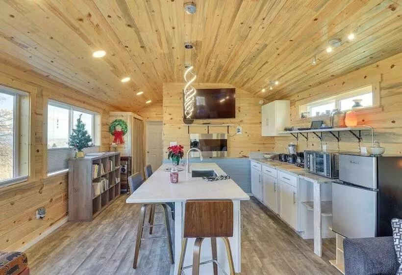 Skydance Cabin In Polson, 5 Mi To Flathead Lake!