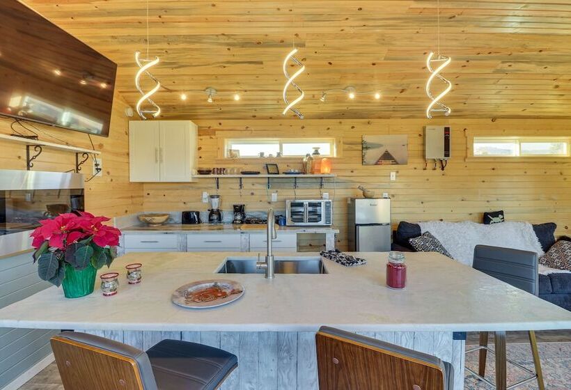 Skydance Cabin In Polson, 5 Mi To Flathead Lake!