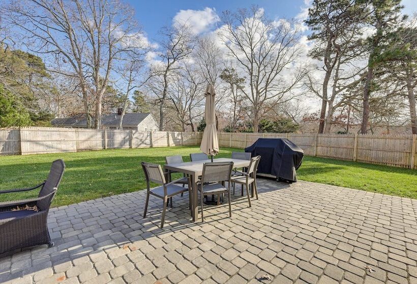 Modern Cape Cod Home W/ Patio: 2 Mi To Beaches!