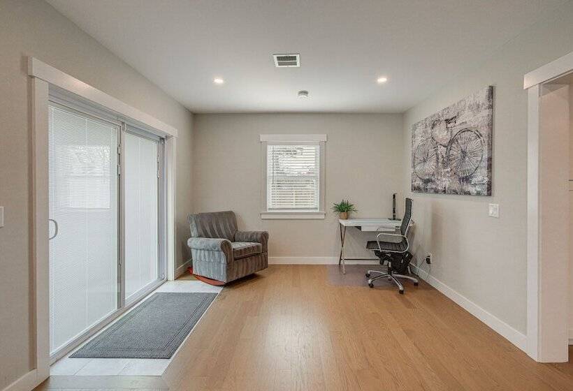 Modern Cape Cod Home W/ Patio: 2 Mi To Beaches!