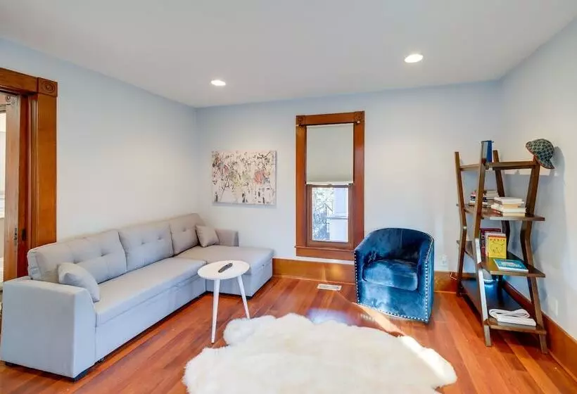 Spacious Rockford Retreat: Walk Downtown!