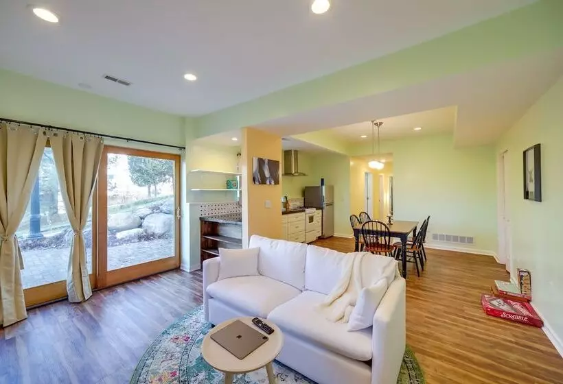 Spacious Rockford Retreat: Walk Downtown!