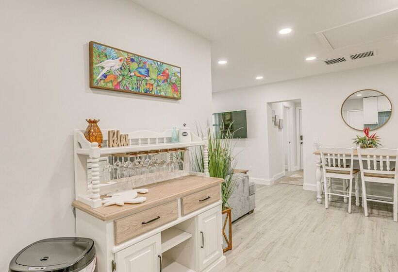 Heated Pool + Backyard: North Palm Beach Retreat!