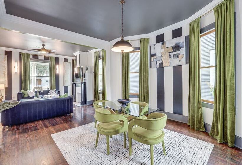 Stylish Home In Springfield Historic District!