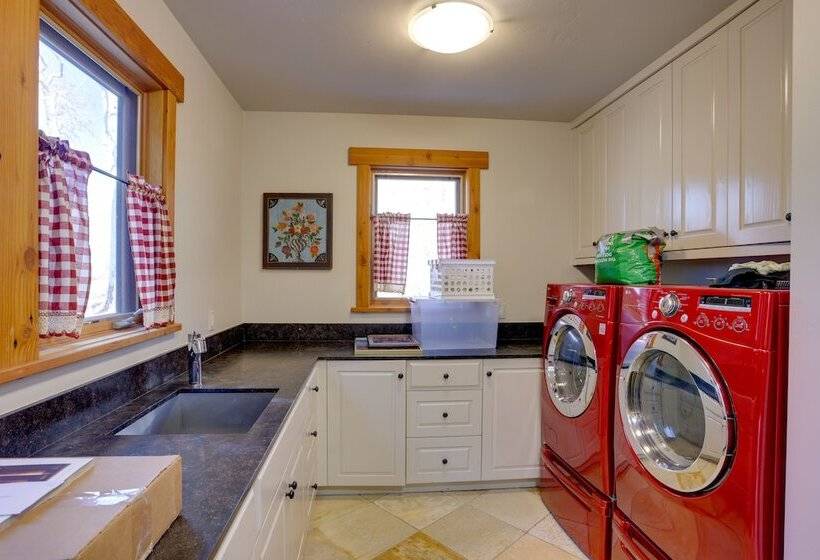 Telluride Mountain Chalet W/ Gym, Hot Tub & Views!