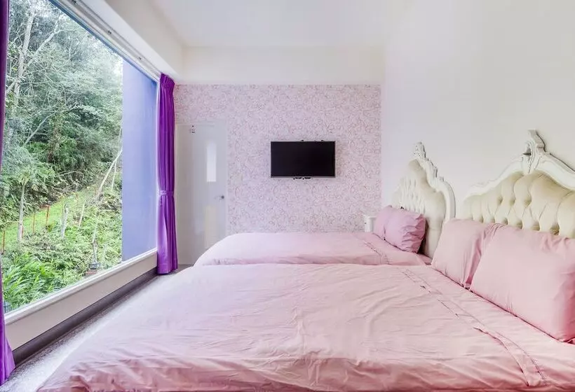 Tung Flowers B&b