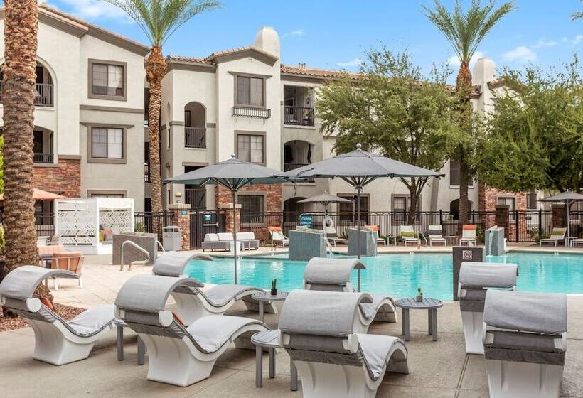 Two Cozysuites Apartment Downtownchandler