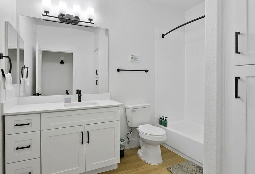 Two Cozysuites Apartment Downtownchandler