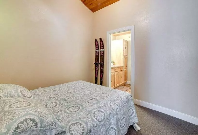 Waterfront Home: Allegheny River Access, Dock Slip