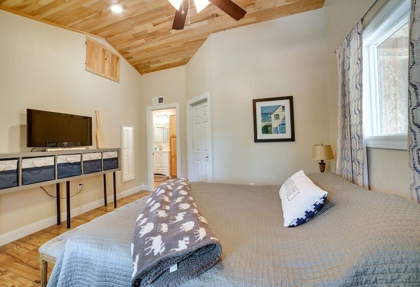 Waterfront Home: Allegheny River Access, Dock Slip