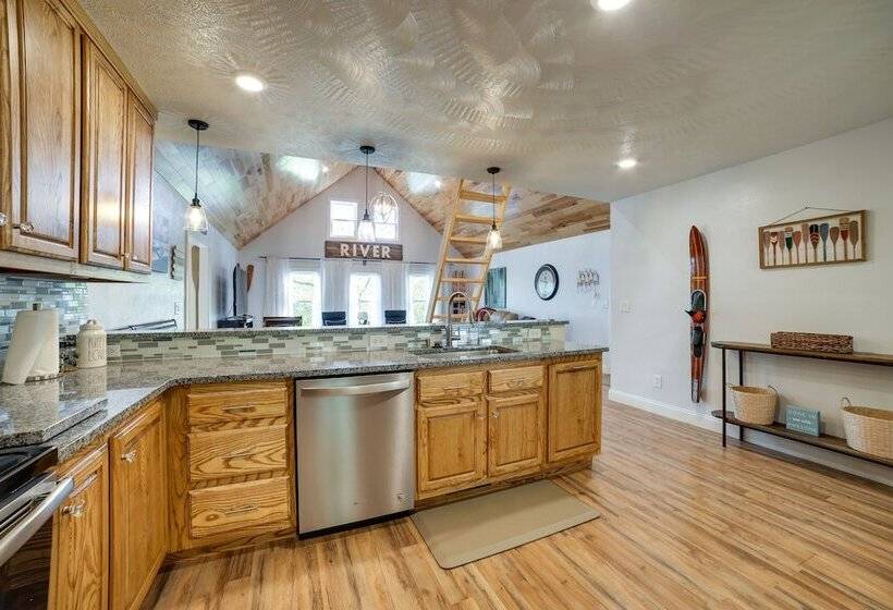 Waterfront Home: Allegheny River Access, Dock Slip