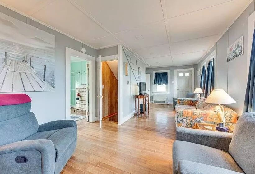 Wells Vacation Rental: 1 Mi To Moody Beach!