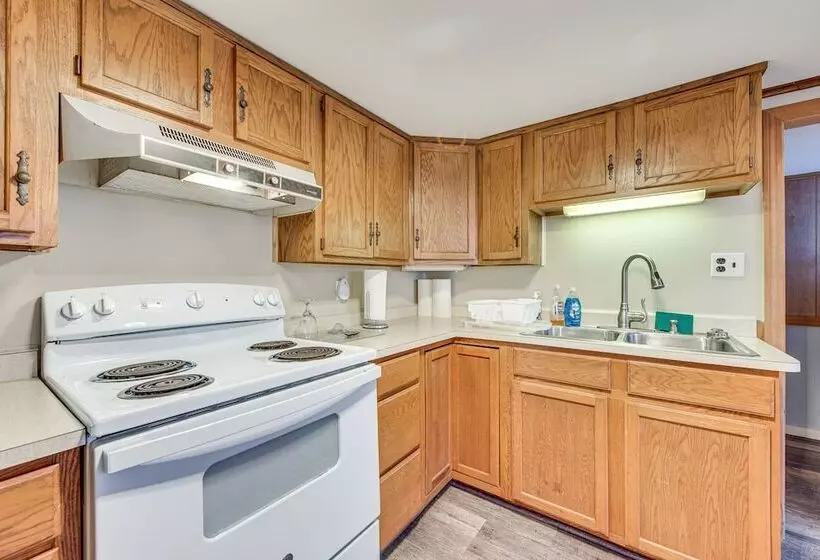 Wells Vacation Rental: 1 Mi To Moody Beach!