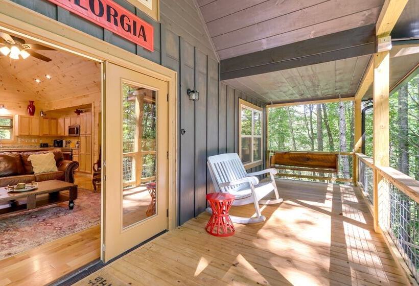 Blue Ridge Mountains Cabin W/ Hot Tub & Game Room!