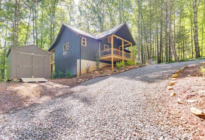Blue Ridge Mountains Cabin W/ Hot Tub & Game Room!