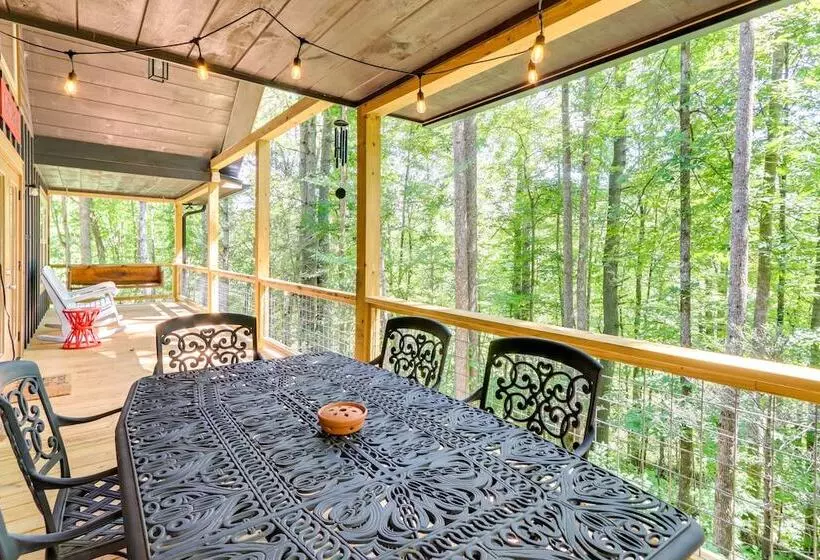 Blue Ridge Mountains Cabin W/ Hot Tub & Game Room!